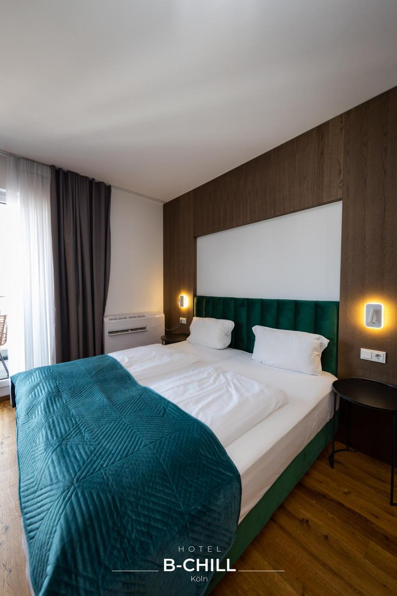 B-Chill Cologne Hotel Exterior photo